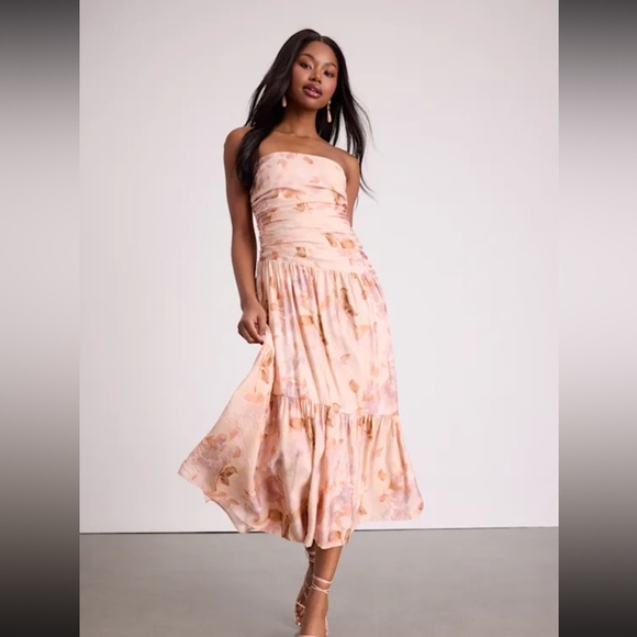 Lulus Dresses & Skirts - Kristella Blush Floral Strapless Tiered Midi
Dress | Floral Strapless Midi Dress